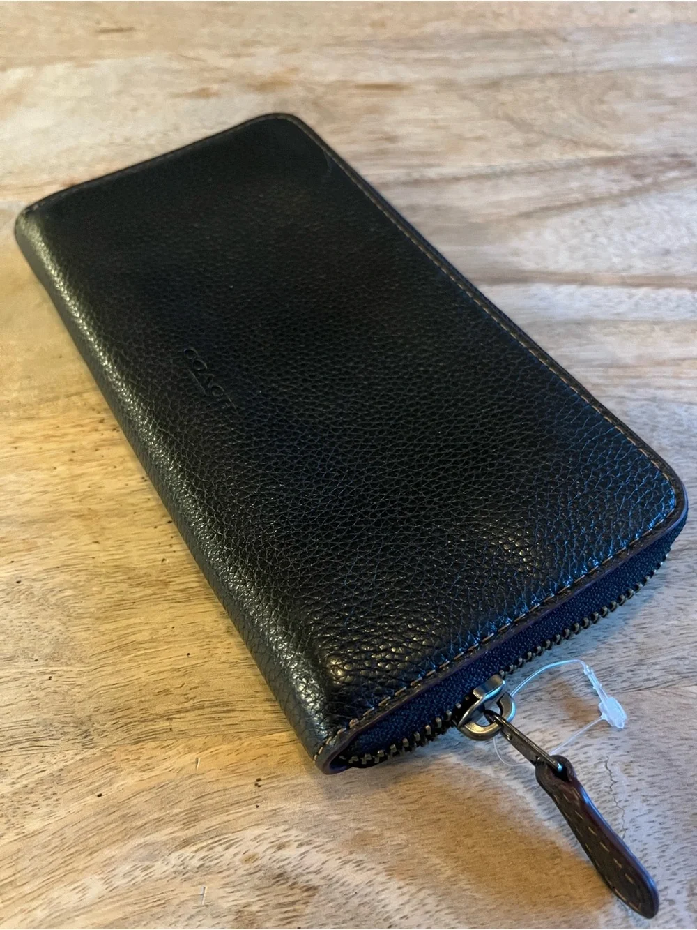 Coach x Keith Haring Boarding Man Long Zip wallet F87107 Black Outlet - Picture 3 of 9